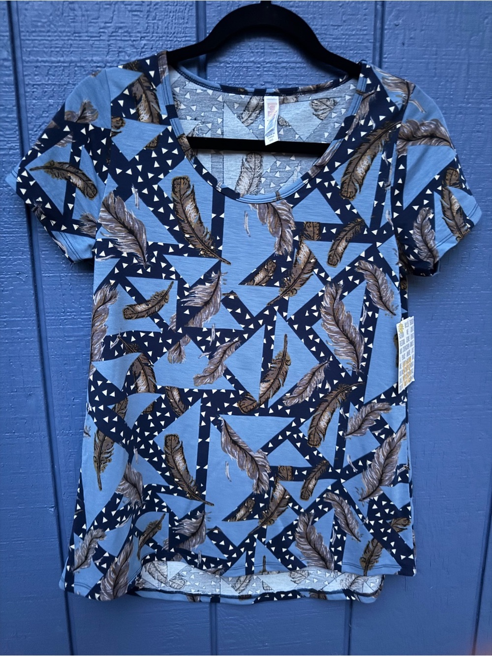 Women's Blue Feather Print Short Sleeve Top